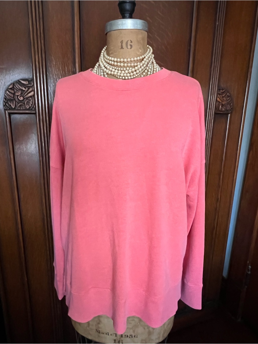 Time and Tru Coral Crewneck Pullover Size XL